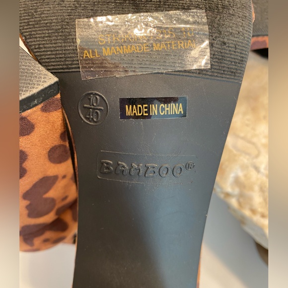 NIB Bamboo Sueded Leopard Print Block High Heel Sandal Sz 10 M - Picture 10 of 11